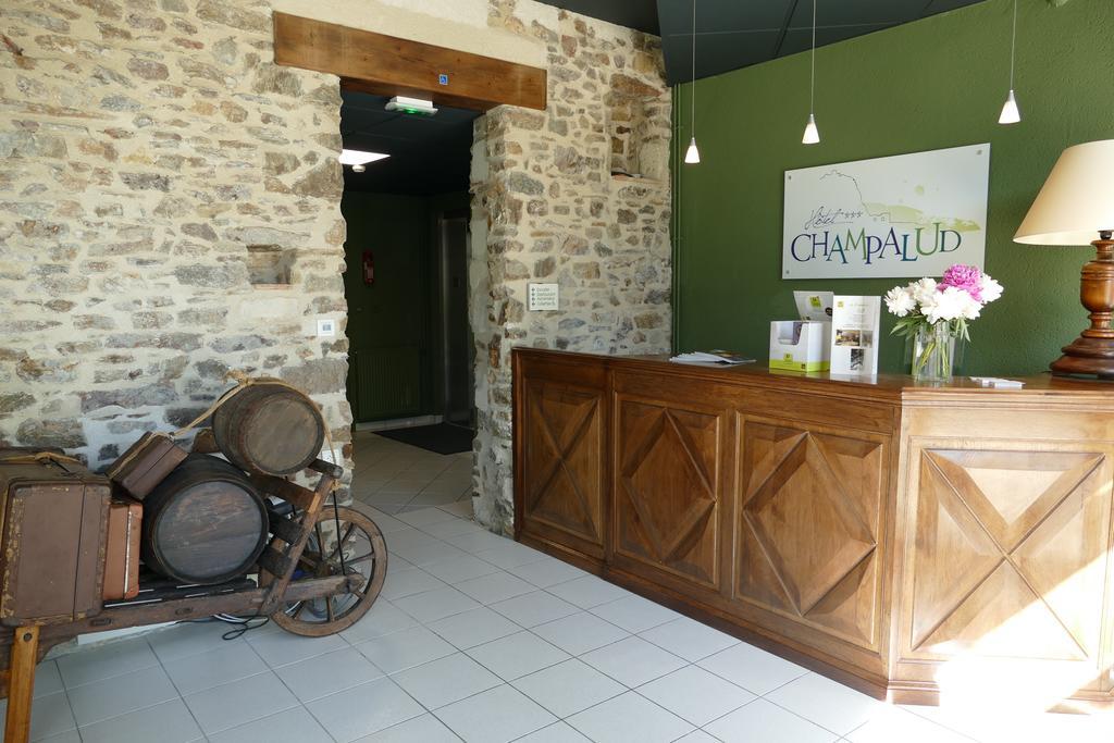 Logis Hotels Le Champalud Restaurant La Citadelle Oree-d'Anjou Экстерьер фото